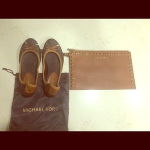 Micheal Kors FLATS